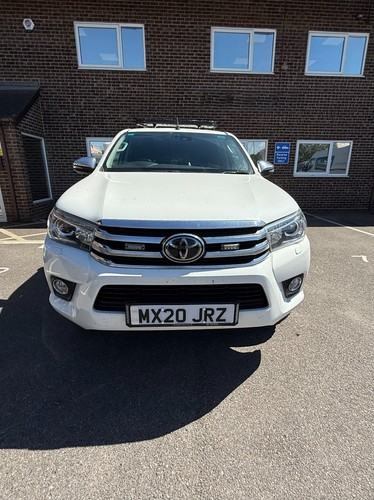 2020 toyota hilux invicible - hilux,