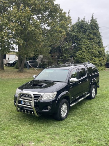 Toyota hilux invincible d4d - toyota,